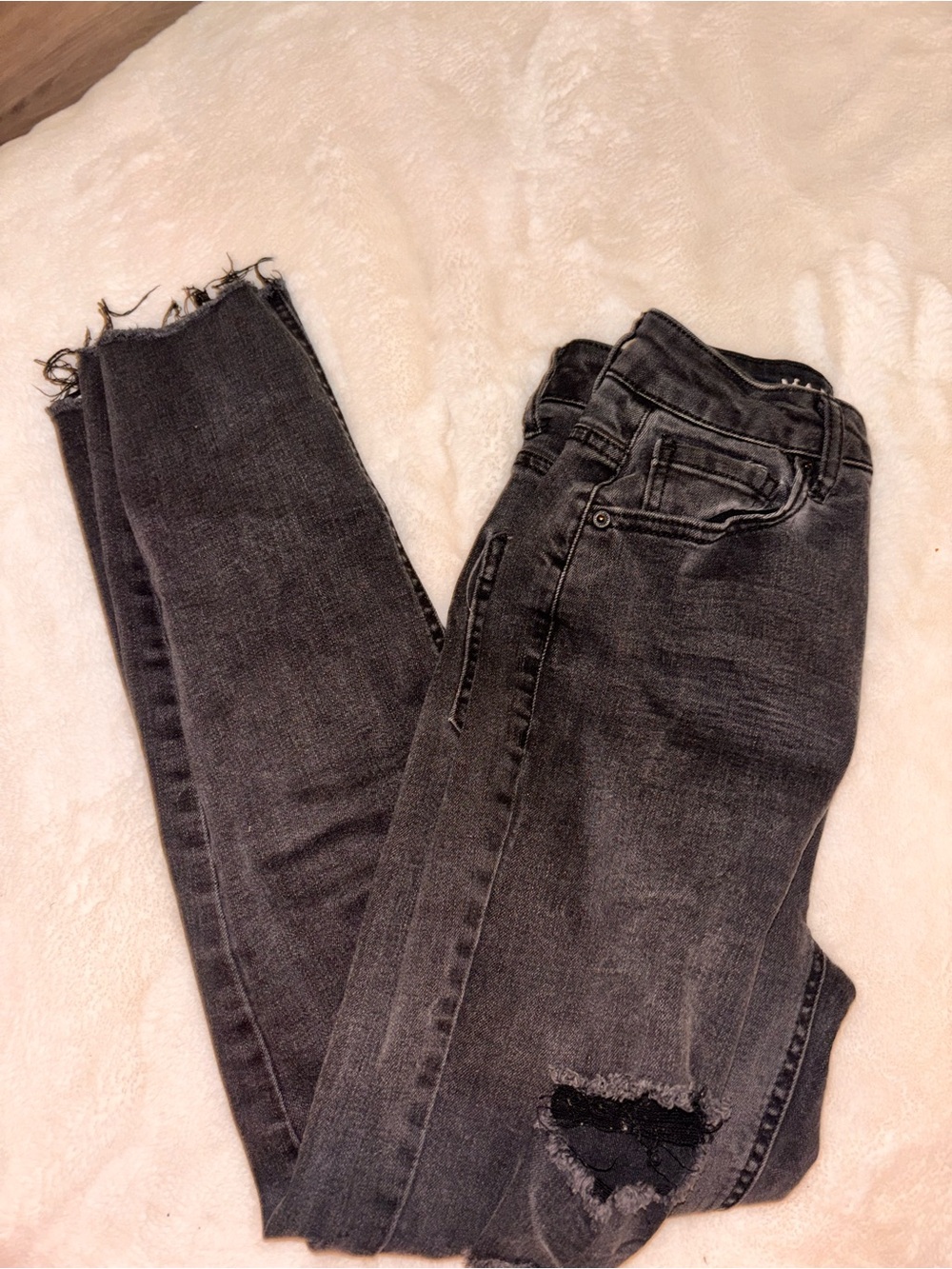 Vanilla Star Black Distressed Skinny Jeans